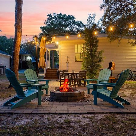 Modern Oak Island Escape 1 Mile To Long Beach! Екстериор снимка
