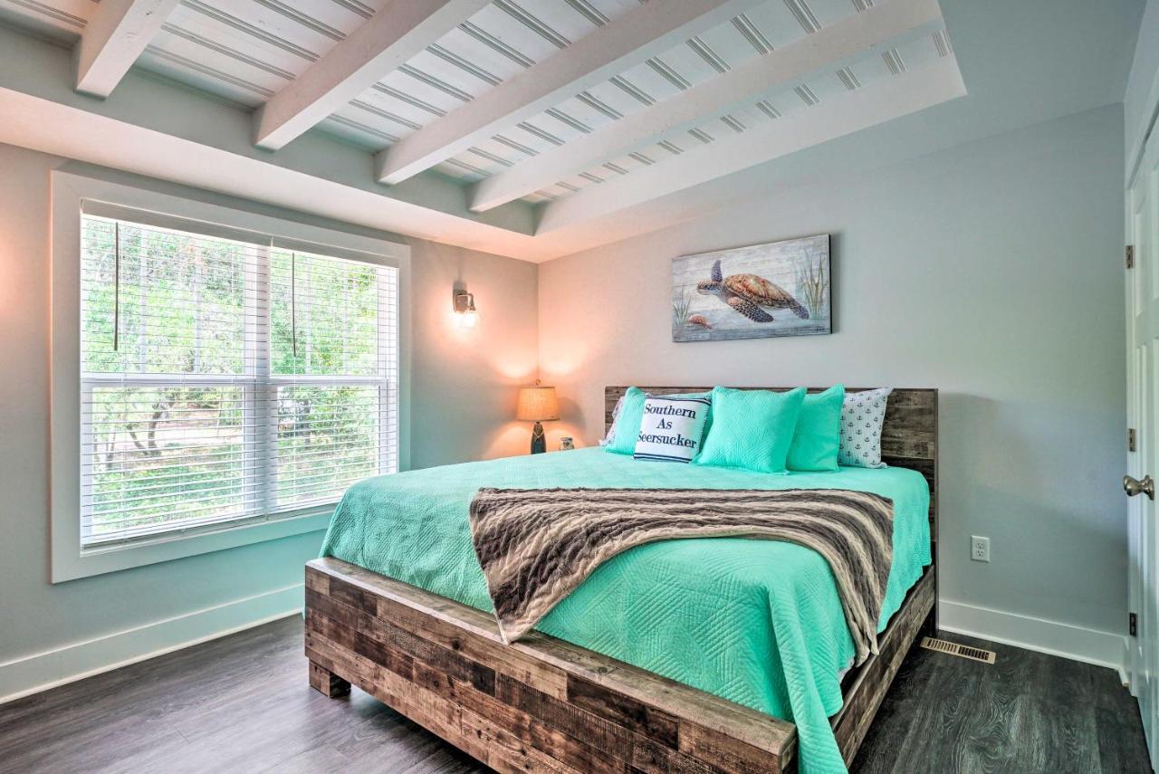 Modern Oak Island Escape 1 Mile To Long Beach! Екстериор снимка